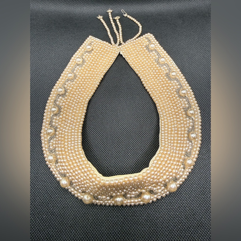 Vintage Pearl Collar